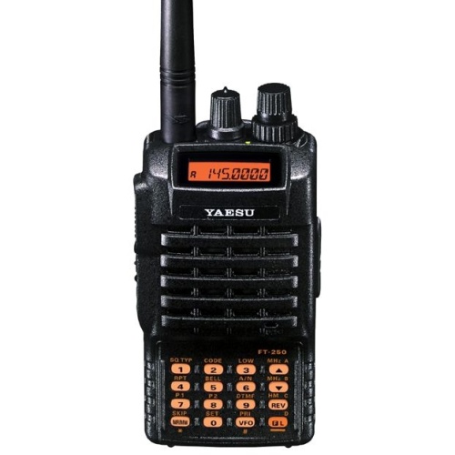 Портативная рация Yaesu FT-250