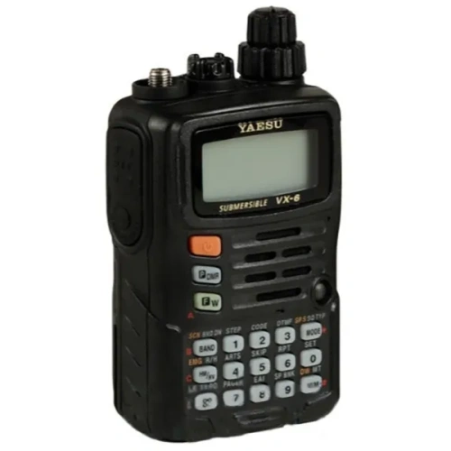 Рация Yaesu VX-6R фото 2